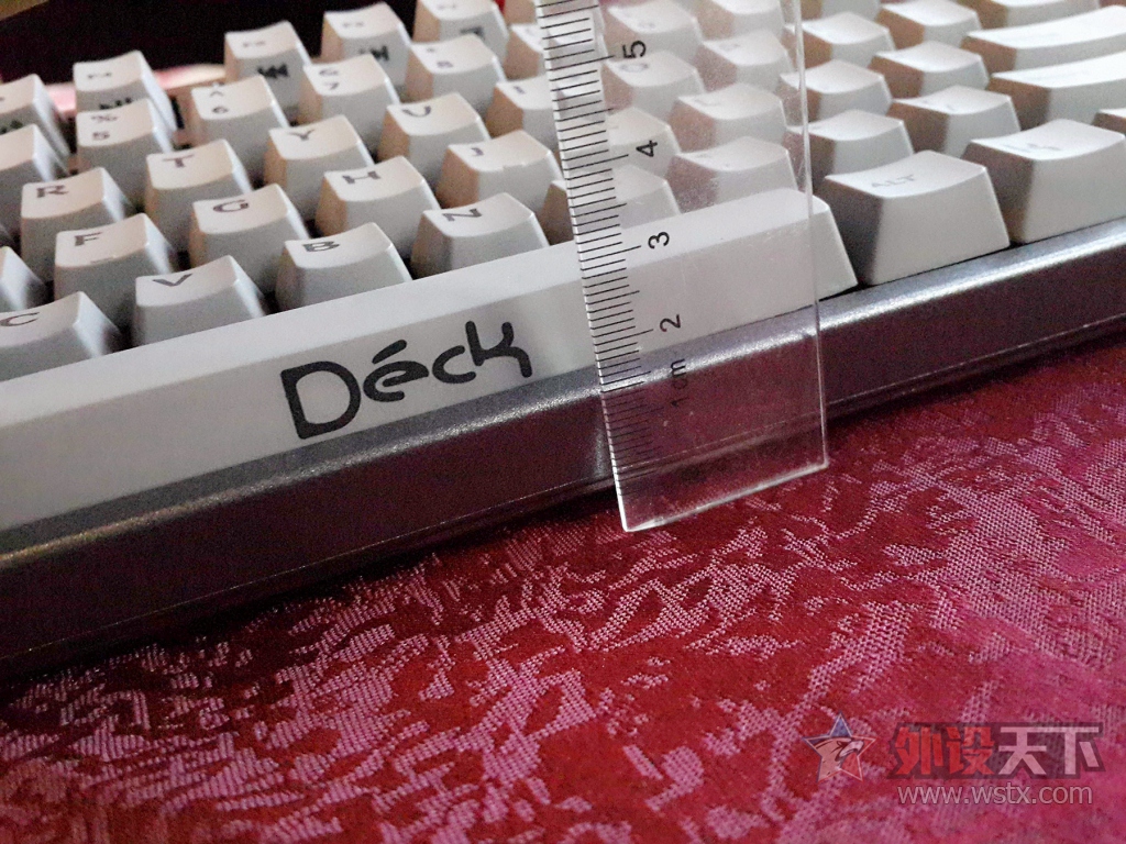 DECK�ռ��ٽ�����&���߷����װ