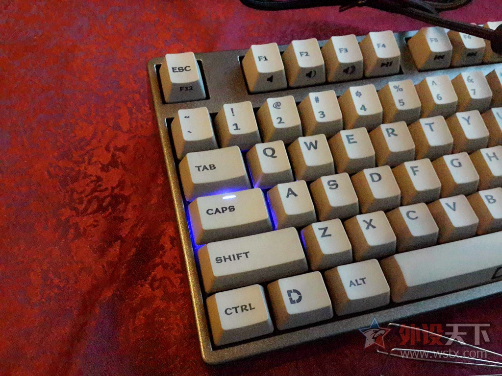 DECK�ռ��ٽ�����&���߷����װ