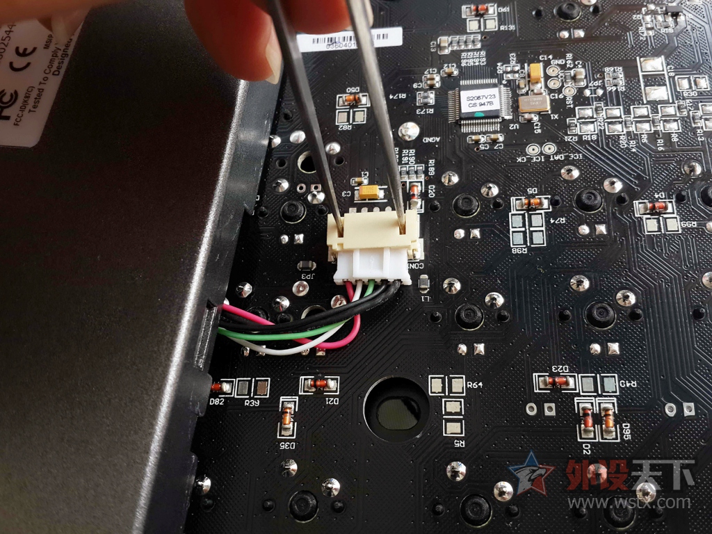 DECK�ռ��ٽ�����&���߷����װ