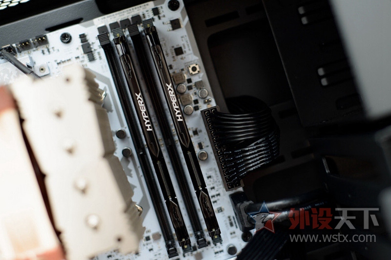 �ڴ�ײ˼ۣ�HyperX Fury DDR4 2400 16GB��װ��������