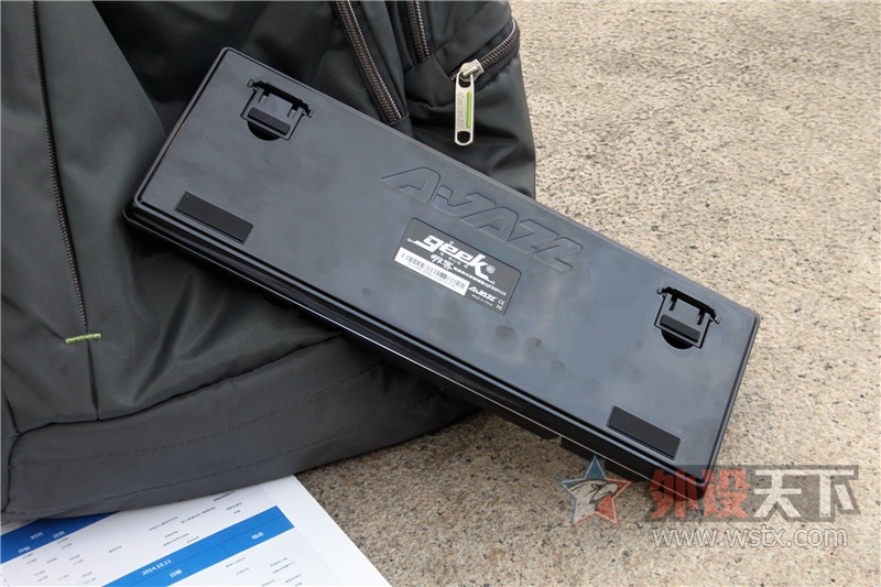 �ҵĶ����Ϸ֮�ã��ɼ��ͺھ�AK33��е������飡