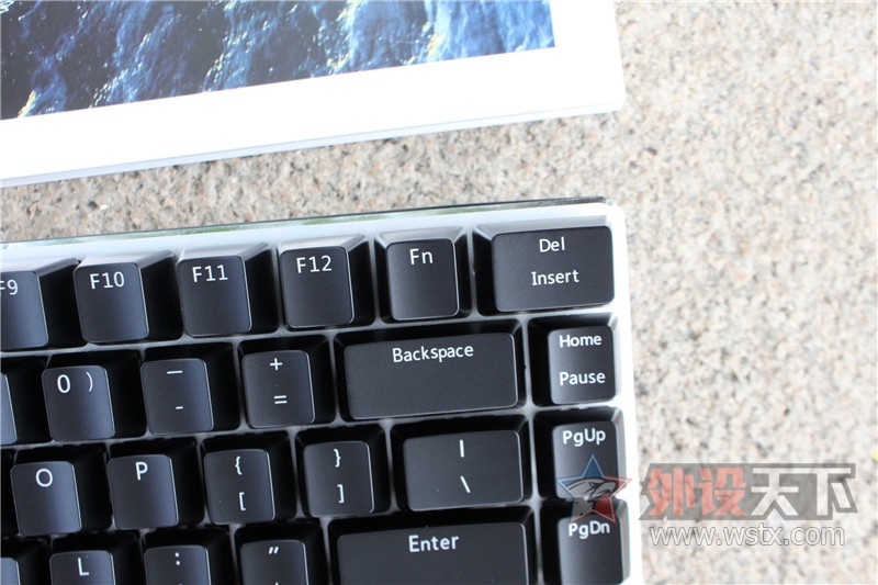 �ҵĶ����Ϸ֮�ã��ɼ��ͺھ�AK33��е������飡