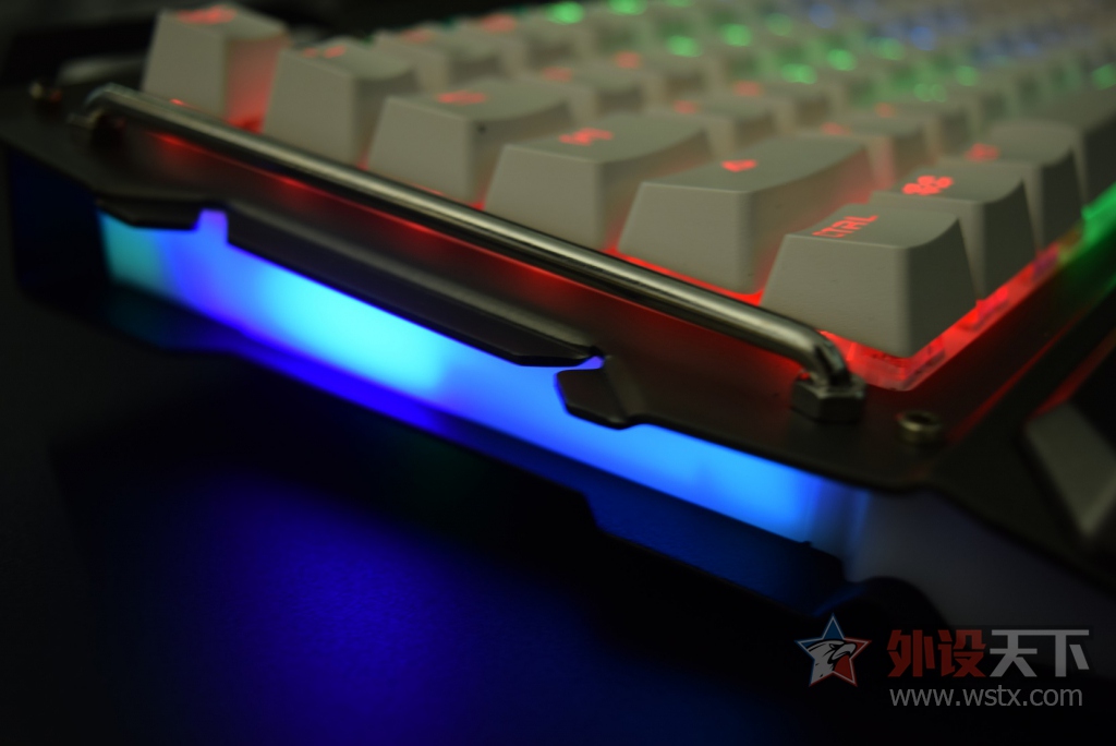 ����+���+��е  �Ͳ��ܱ��εĵ���D13���ɼ���ʹ��С��