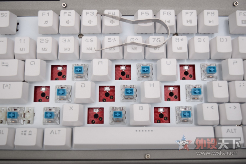 ����+���+��е  �Ͳ��ܱ��εĵ���D13���ɼ���ʹ��С��