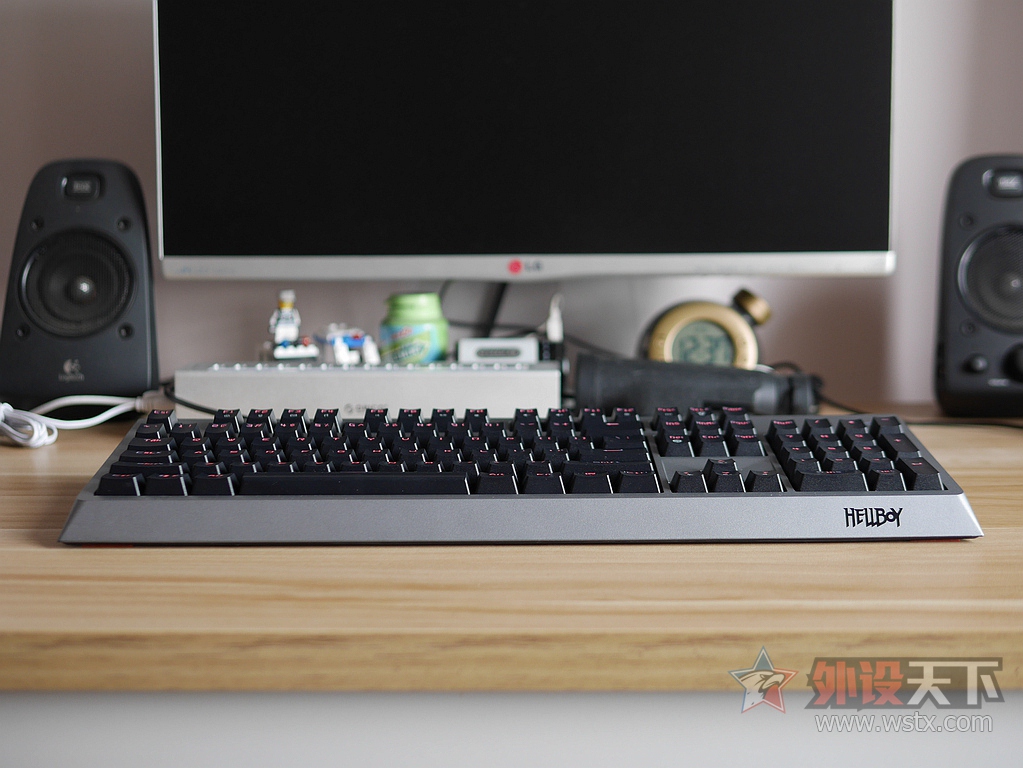 CherryHELLBOY ZF-MX600е