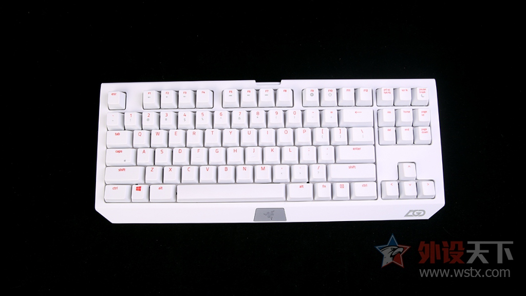 ���ߺڹѸ�LGDս�Ӱ�ɫ�汾��е����ͼ��