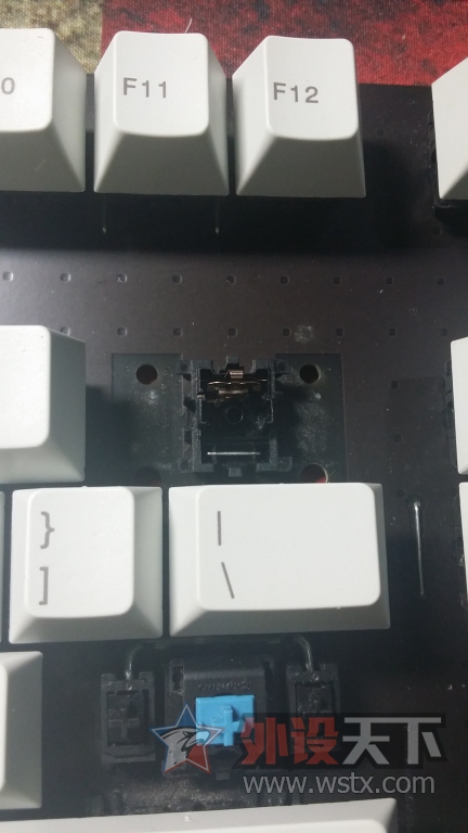 ӣ��3000������������