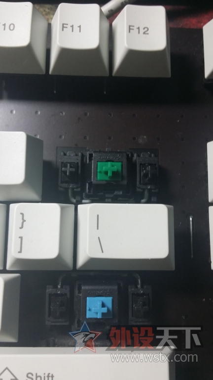 ӣ��3000������������