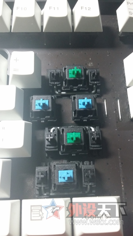 ӣ��3000������������