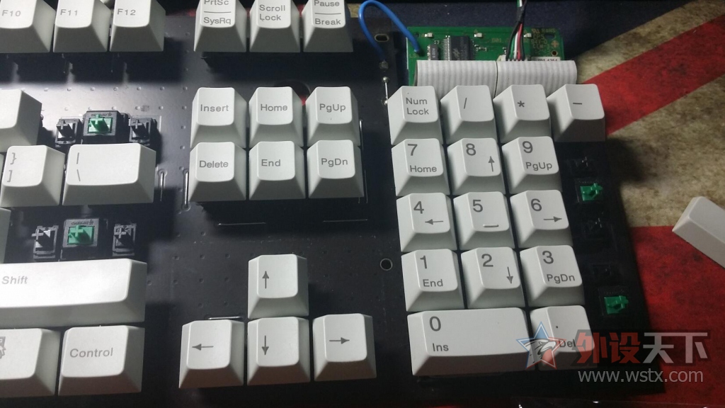 ӣ��3000������������