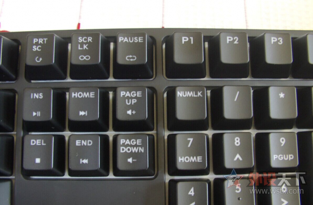  Master Keys Pro L RGB еС