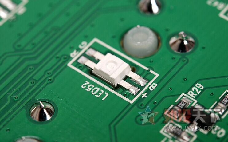  Master Keys Pro L RGB еС