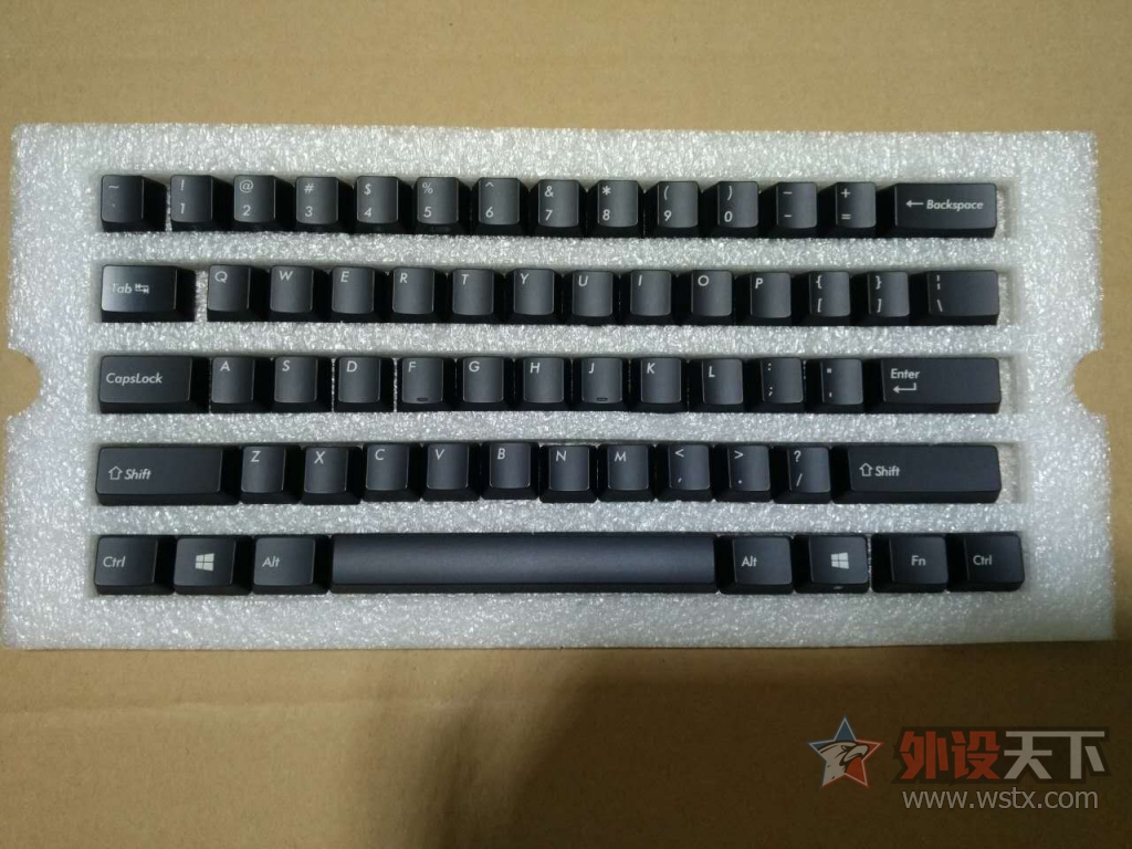 ���㶫��ȫ�¿����Ʒ��ɫPBT������17����ȫ��Filco104˫ģʥ�ֶ������̼�ñ