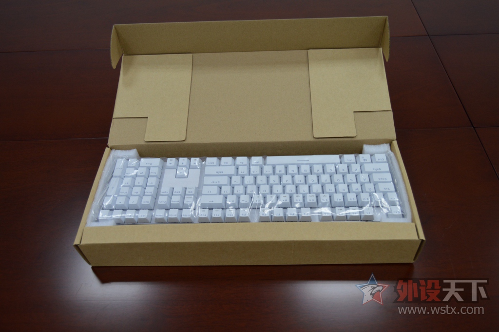RGB�糱�еİ�ɫС���¡���ħ������108����е����������鱨��