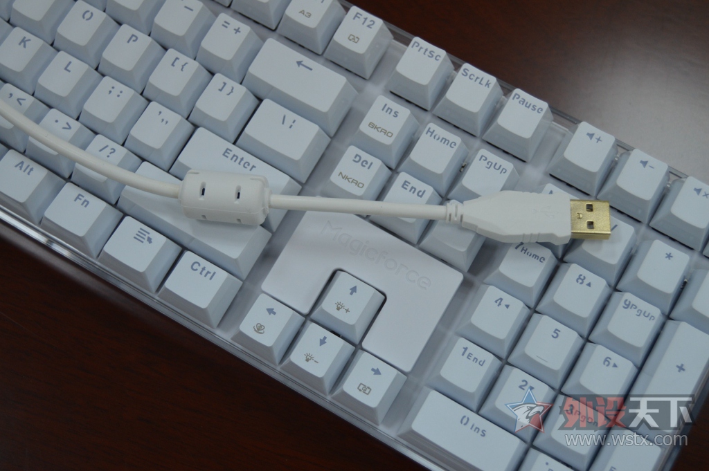 RGB�糱�еİ�ɫС���¡���ħ������108����е����������鱨��
