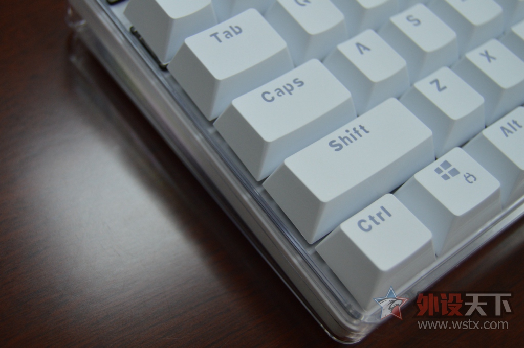 RGB�糱�еİ�ɫС���¡���ħ������108����е����������鱨��