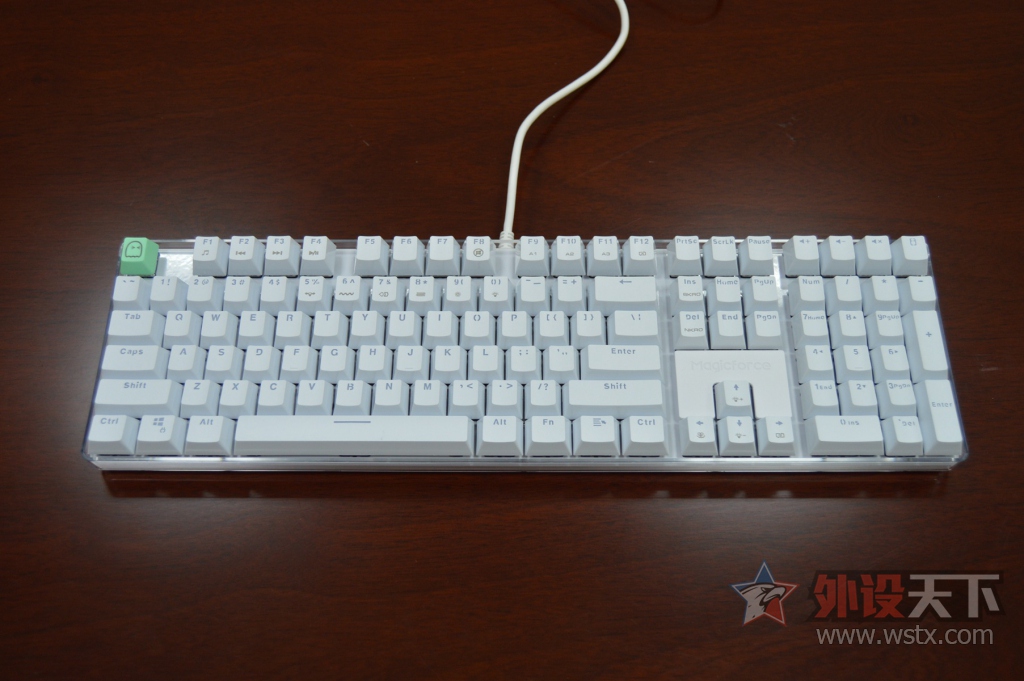 RGB�糱�еİ�ɫС���¡���ħ������108����е����������鱨��