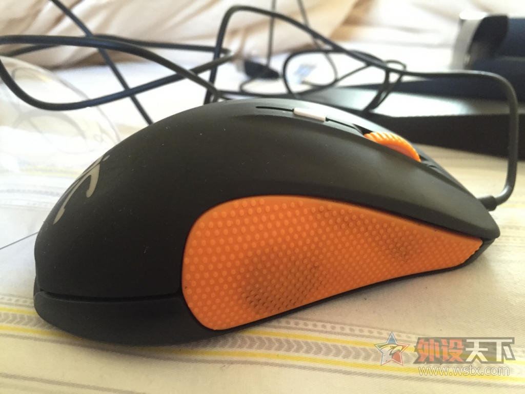�����ڡ�fnatic RIVAL