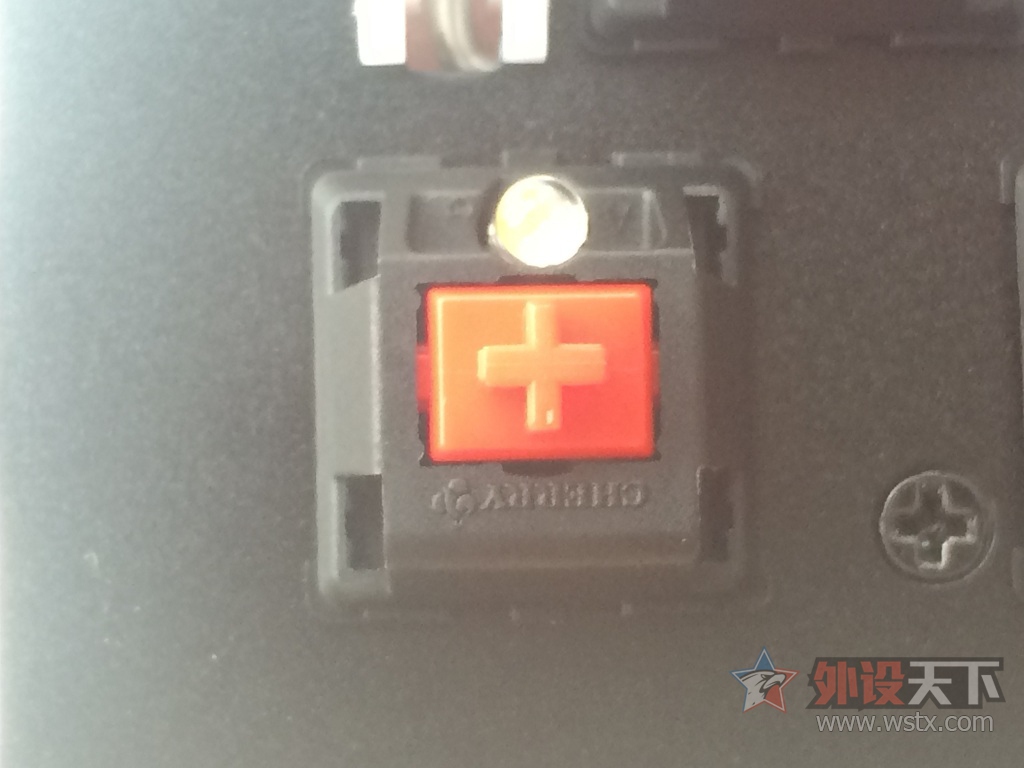 �͵�������Ϯ��RK Side108��ɫ����Cherry���е���̼���