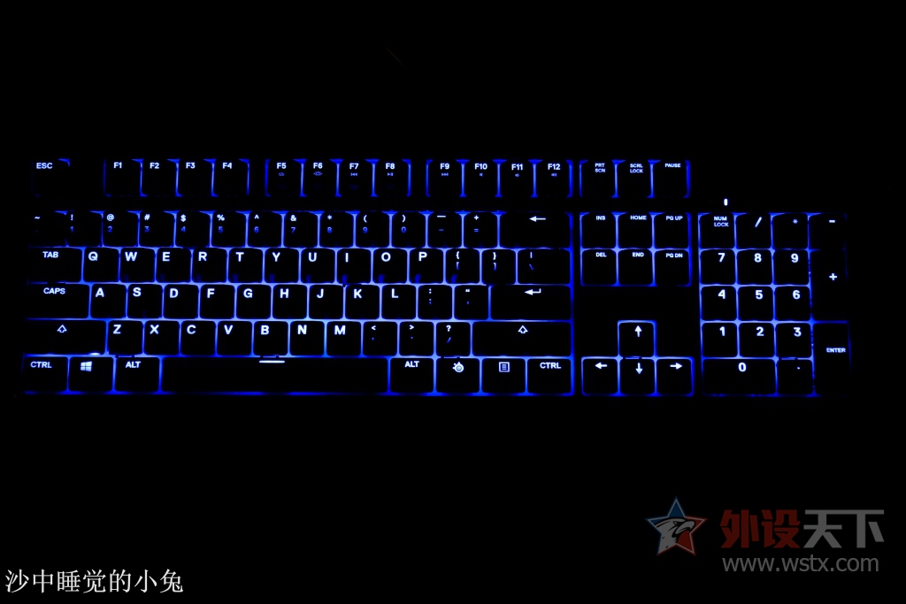 �������ʣ�ǿ�Ƶǳ���SteelSeries���APEX M500 ���ᱳ���е��������