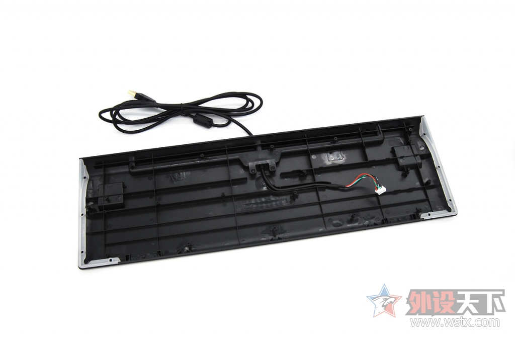 ������Ҳ�������𡪡�RK SIDE108��S108��ӣ���ᱳ���е��������