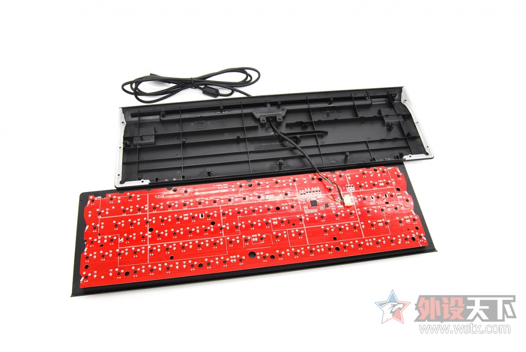 ������Ҳ�������𡪡�RK SIDE108��S108��ӣ���ᱳ���е��������