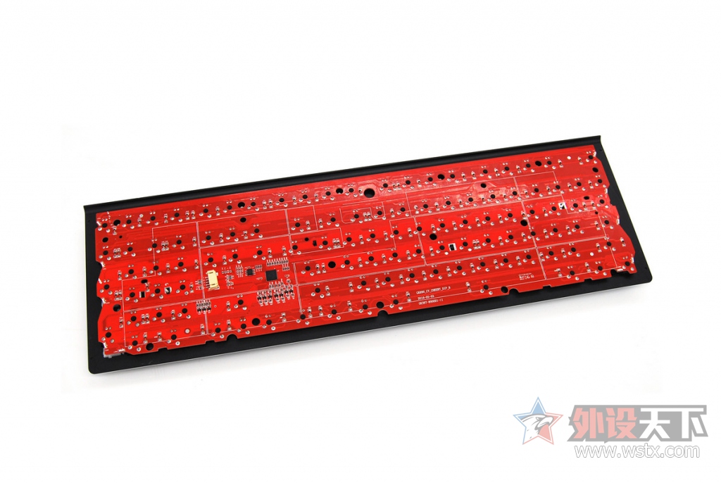 ������Ҳ�������𡪡�RK SIDE108��S108��ӣ���ᱳ���е��������