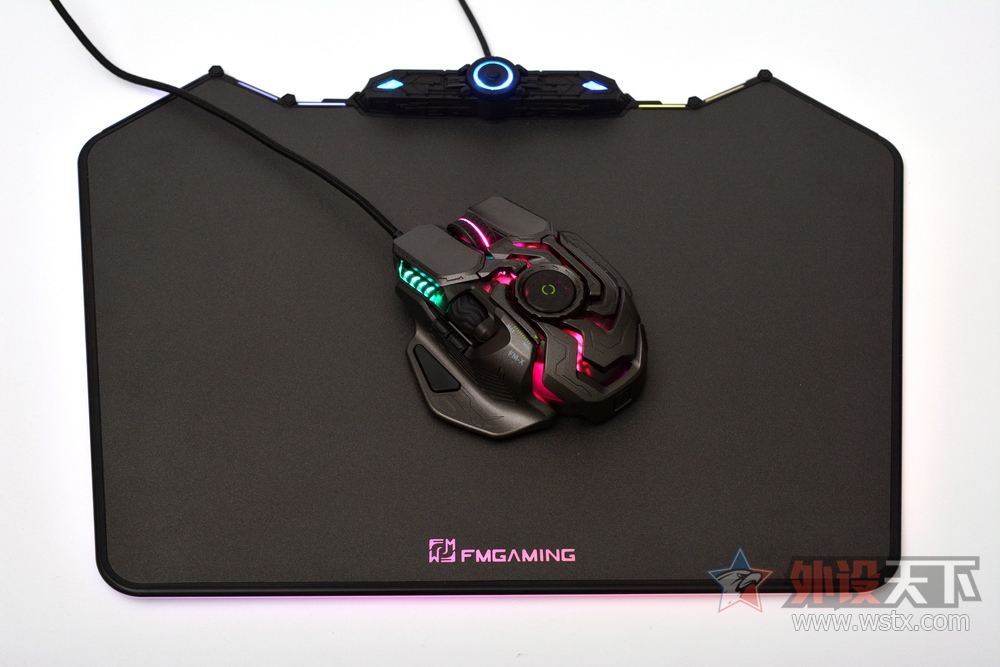 ��������һ�����������Ե�RGB���档��������֮��