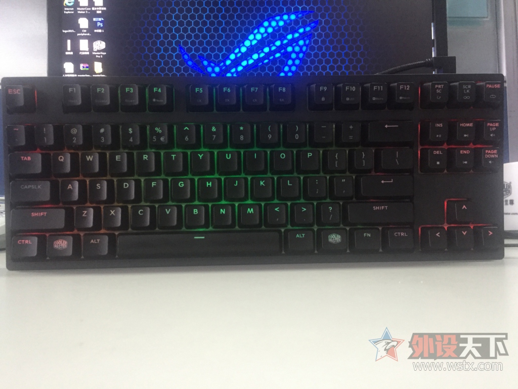 ��������MasterKeys Pro S 87RGB ��������� �ܰ��䡣