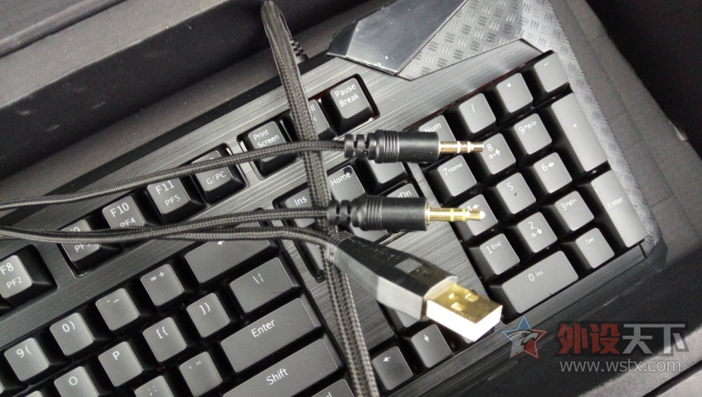 ǰ�����������˿����˸����̣��ٺ�