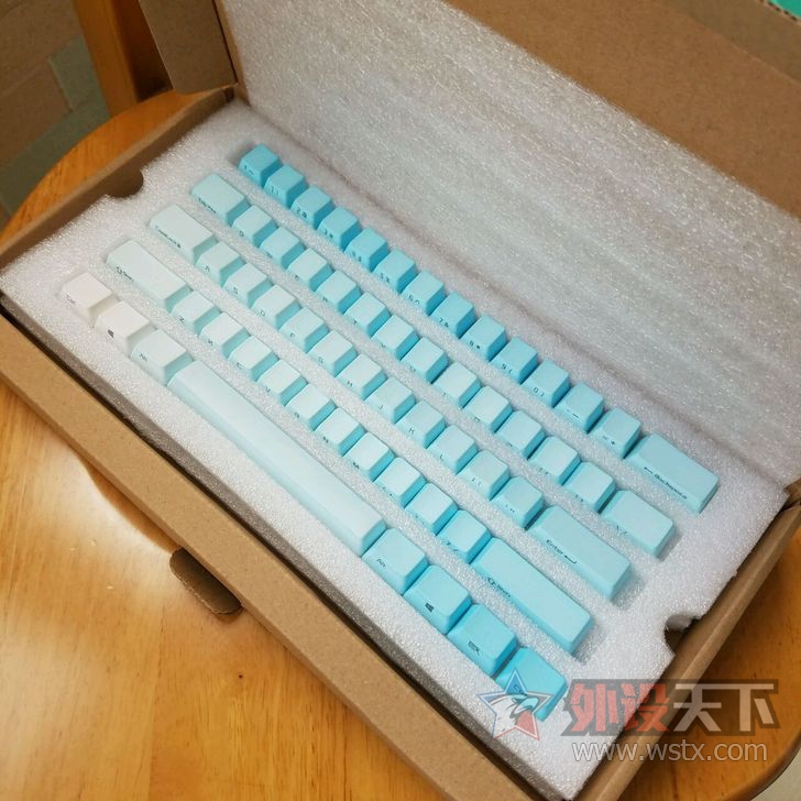 ���Ͼ���������Ⱦ��˪֮����ñ104����� ȫ�� 180����