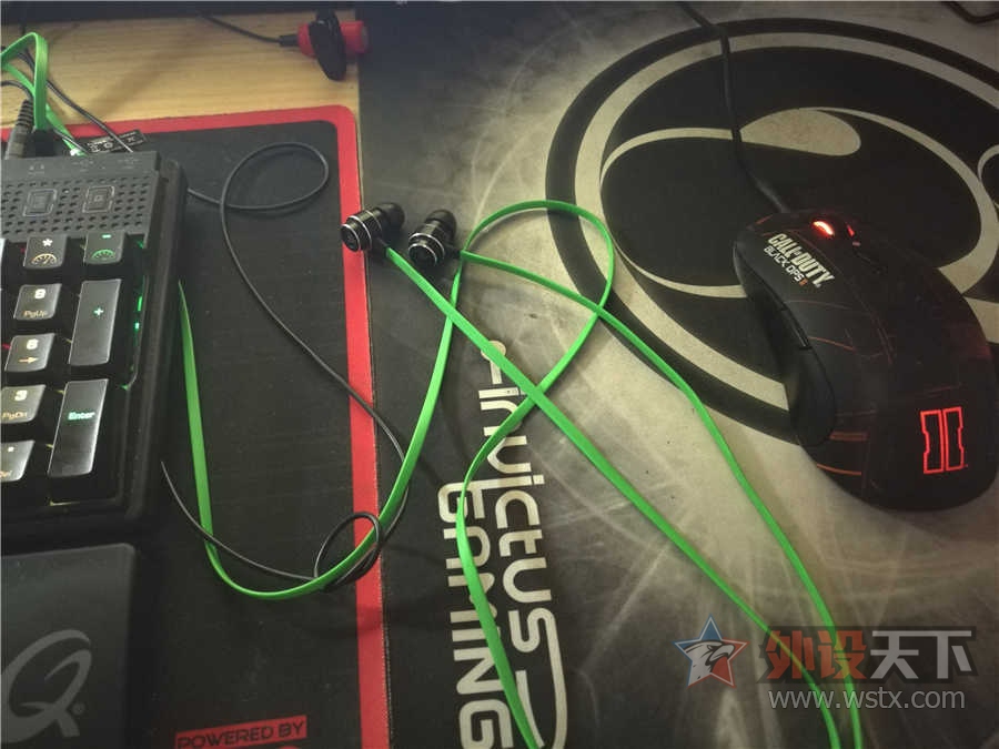 �����ϡ����RAW ʹ���ٻ� ���QCK IGս�Ӱ�  �޼�G35 Razer�������