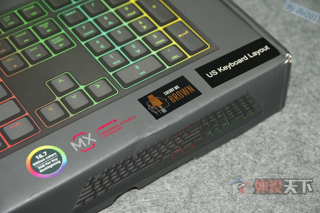 CHERRY�������ӣ�RGB���ܷ���--�������� Master Keys Pro L RGB ��е��������