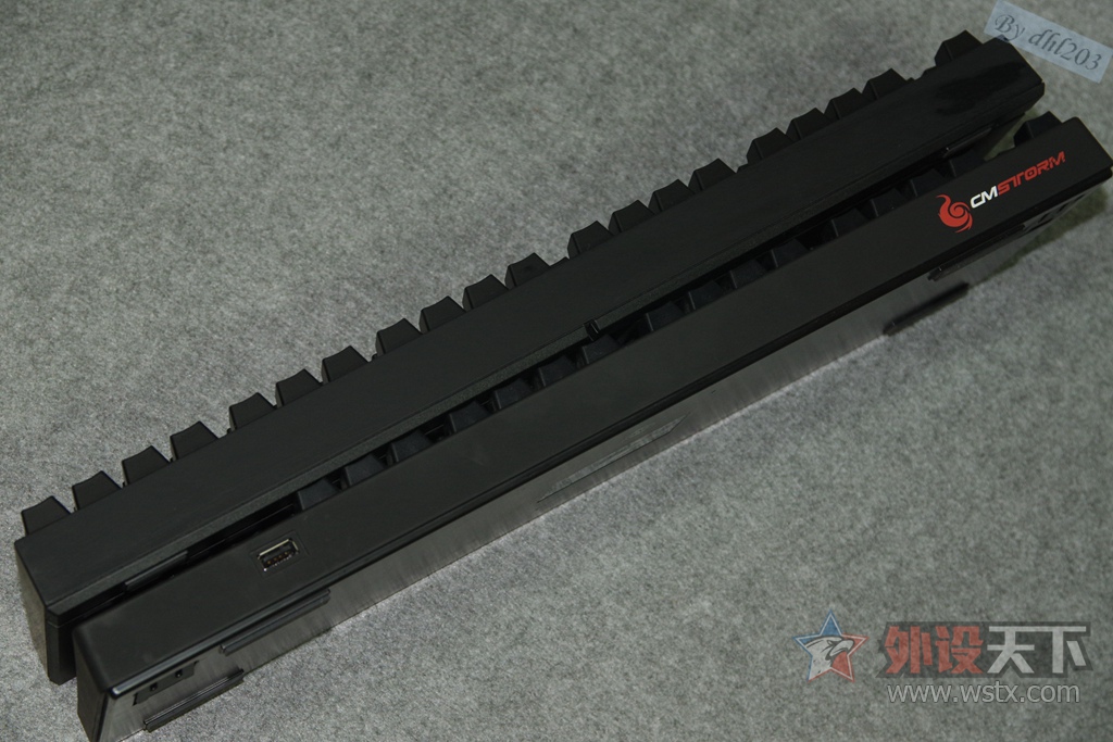 CHERRY�������ӣ�RGB���ܷ���--�������� Master Keys Pro L RGB ��е��������