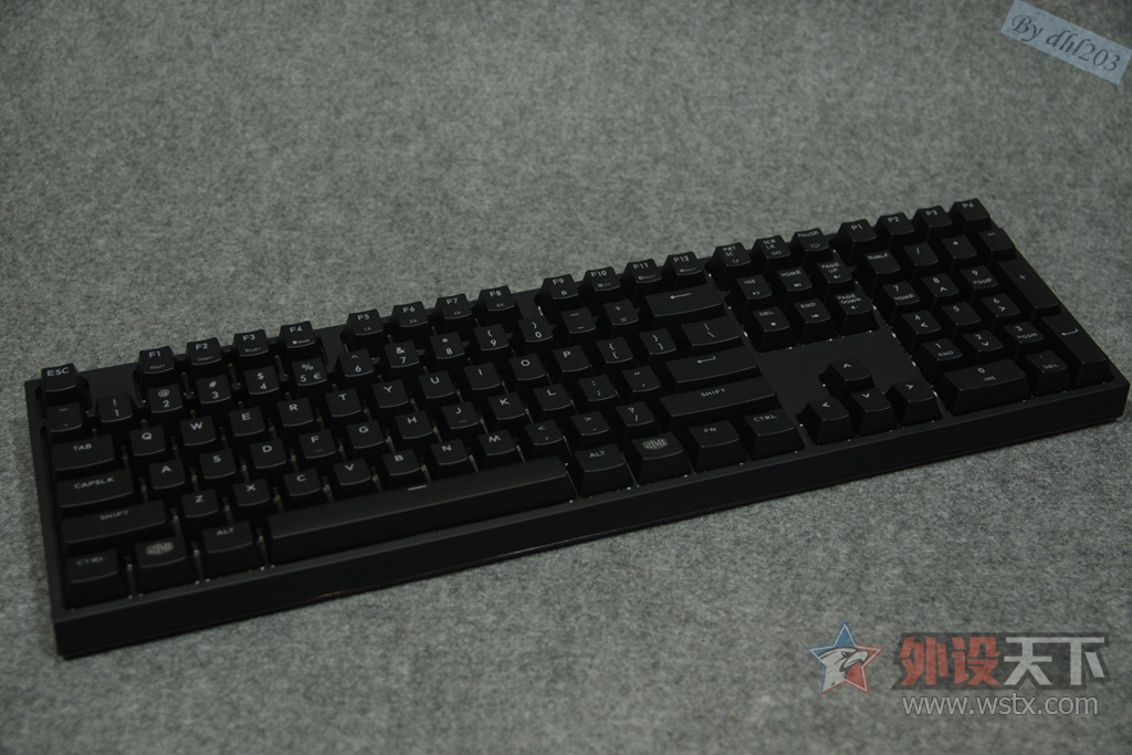 CHERRY�������ӣ�RGB���ܷ���--�������� Master Keys Pro L RGB ��е��������