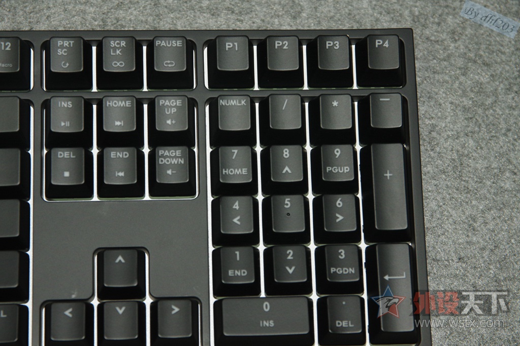 CHERRY�������ӣ�RGB���ܷ���--�������� Master Keys Pro L RGB ��е��������