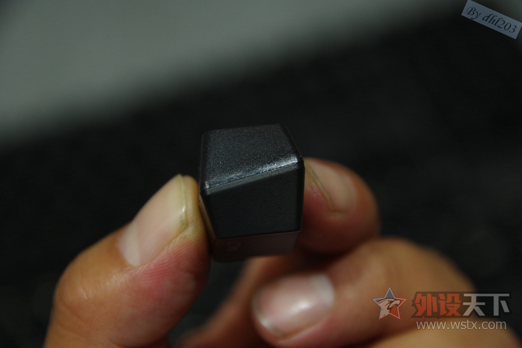 CHERRY�������ӣ�RGB���ܷ���--�������� Master Keys Pro L RGB ��е��������