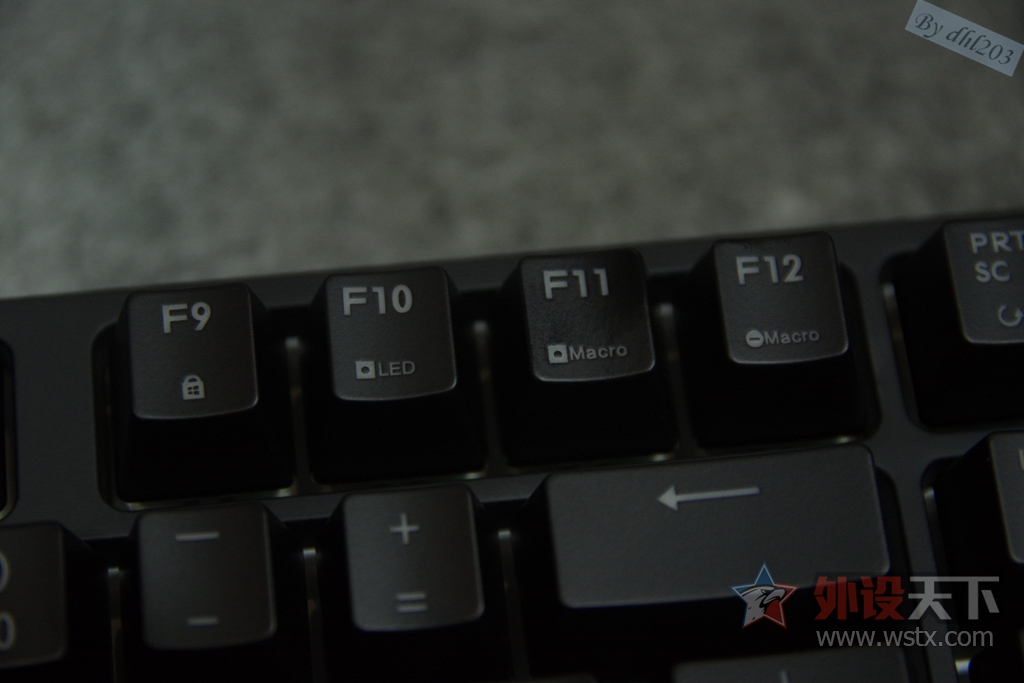 CHERRY�������ӣ�RGB���ܷ���--�������� Master Keys Pro L RGB ��е��������