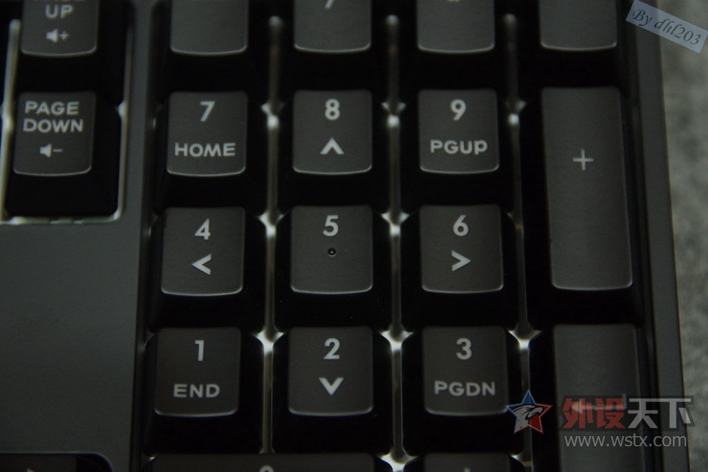 CHERRY�������ӣ�RGB���ܷ���--�������� Master Keys Pro L RGB ��е��������