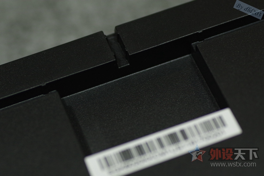 CHERRY�������ӣ�RGB���ܷ���--�������� Master Keys Pro L RGB ��е��������