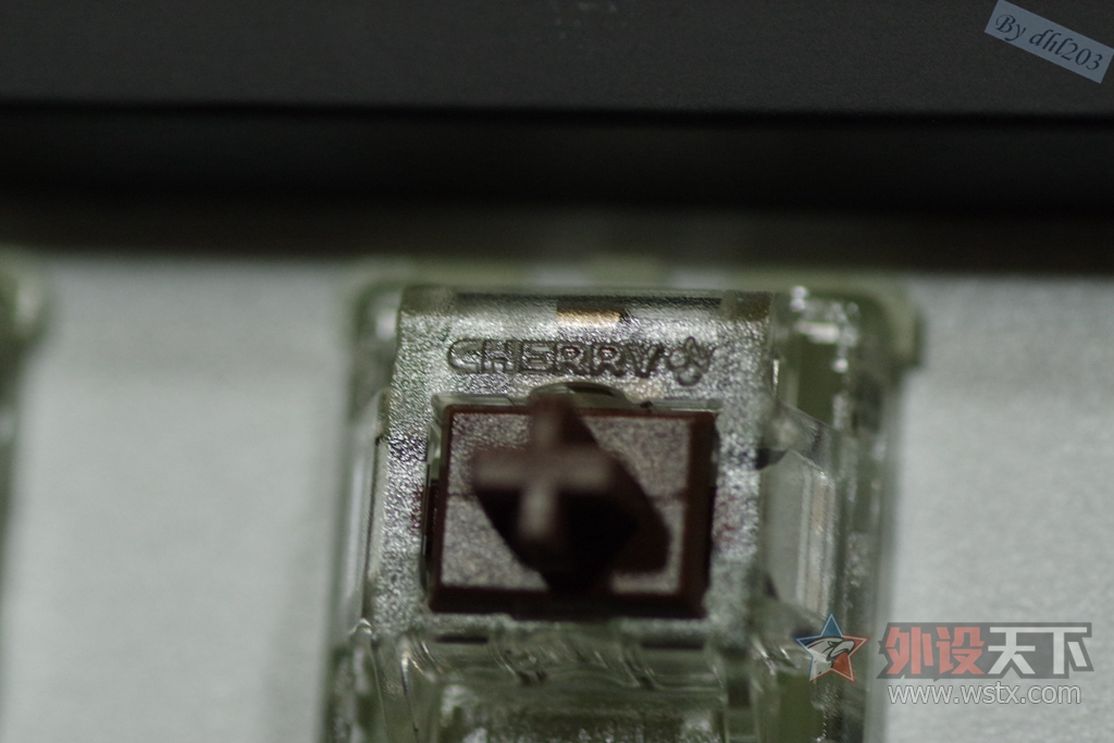 CHERRY�������ӣ�RGB���ܷ���--�������� Master Keys Pro L RGB ��е��������