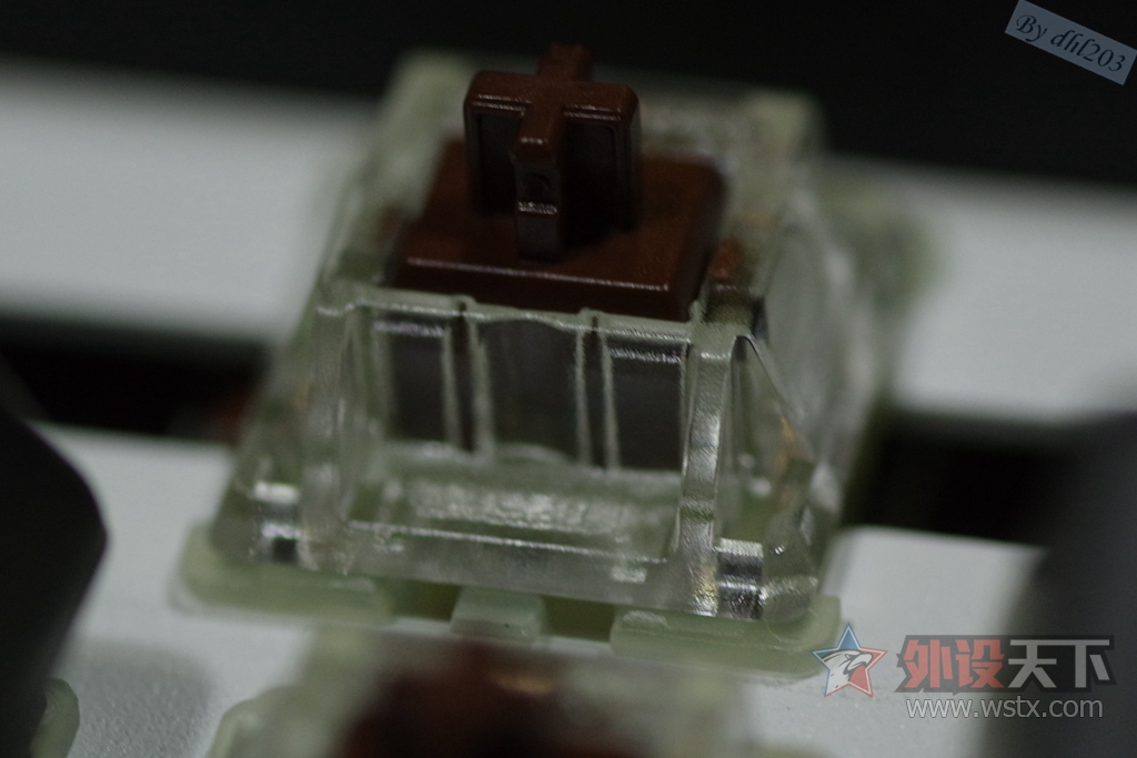 CHERRY�������ӣ�RGB���ܷ���--�������� Master Keys Pro L RGB ��е��������