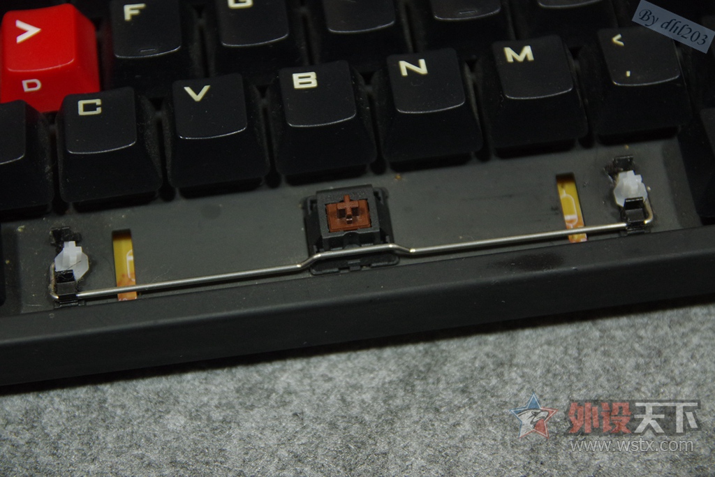 CHERRY�������ӣ�RGB���ܷ���--�������� Master Keys Pro L RGB ��е��������