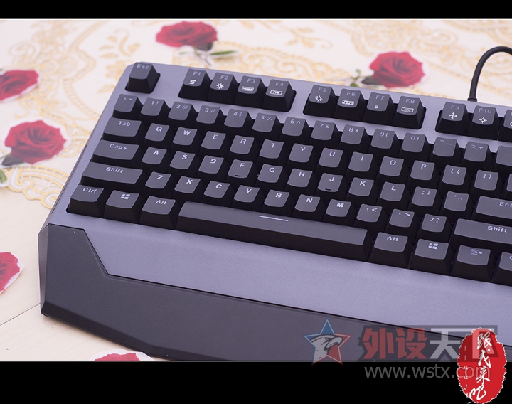 �װ�V710���ο��ʣ���̷�ˮ    ���գ������������Ʒ���װ�(RAPOO)Ϊ��Ҵ�������...