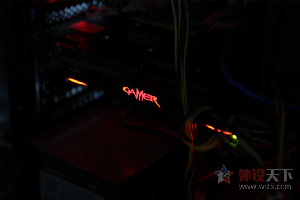 ӰGAMER GTX1080򵥿