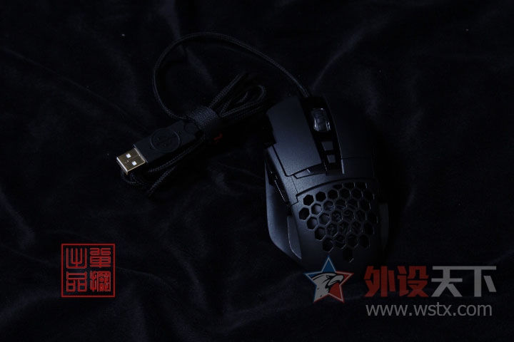 ���Δ[��Ʒ����ҹ�����Һ�ɫ���۾�����ȴ����Ѱ�ҹ���---ҹϮZ�������