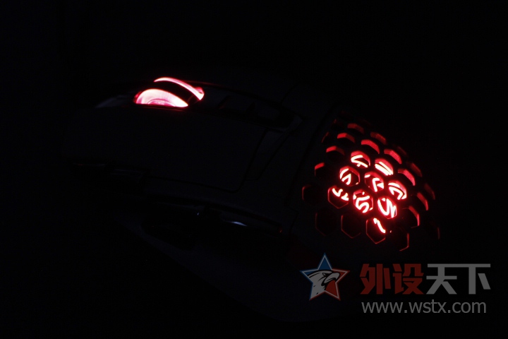 ���Δ[��Ʒ����ҹ�����Һ�ɫ���۾�����ȴ����Ѱ�ҹ���---ҹϮZ�������