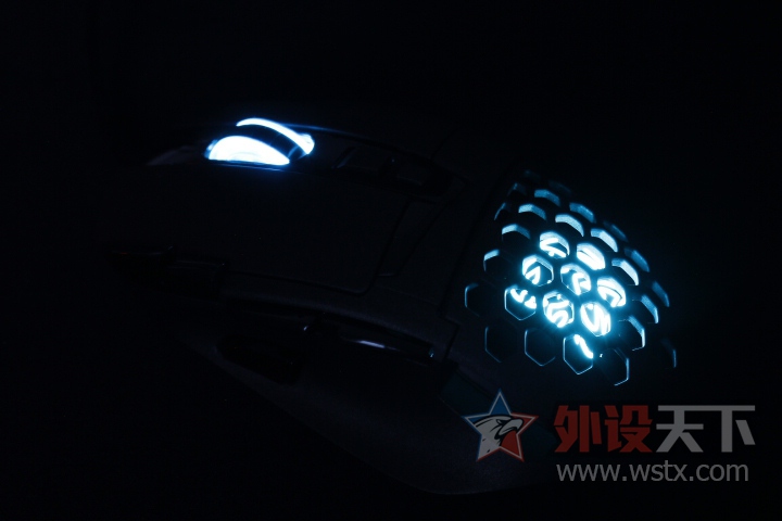 ���Δ[��Ʒ����ҹ�����Һ�ɫ���۾�����ȴ����Ѱ�ҹ���---ҹϮZ�������