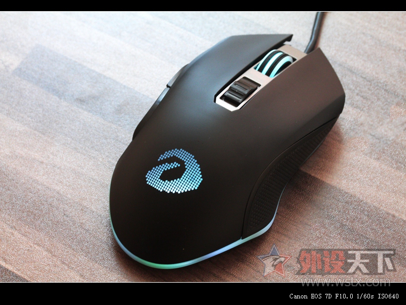 ��̥���ǻ��ǻ����·��������EM905�ƽ�����³�С��