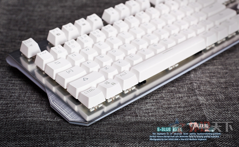 E-3LUE K751����е����